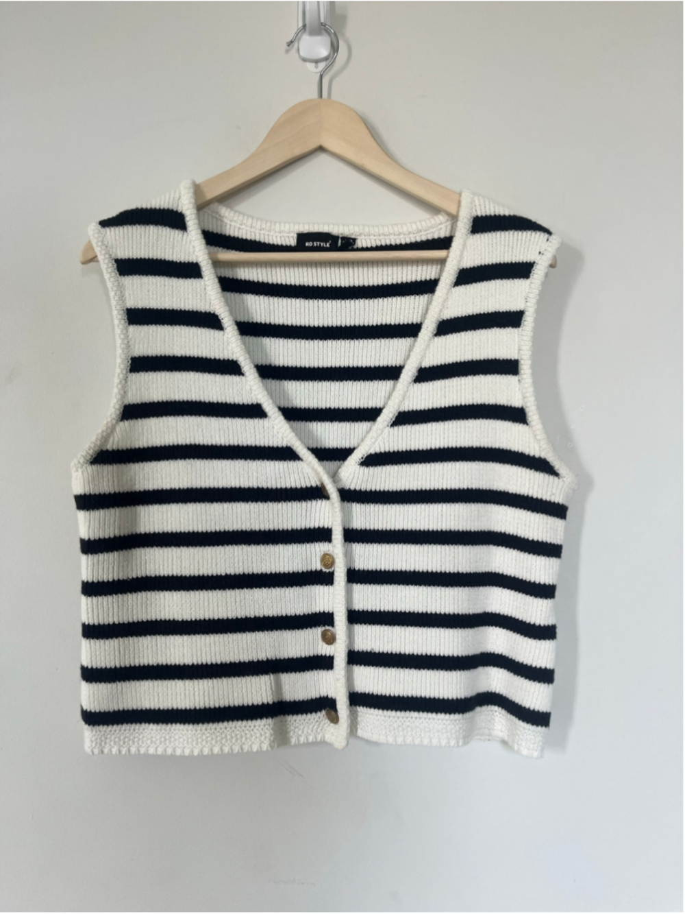 Knit Button Up Vest Top White Black Horizontal Striped Gold Buttons Boxy Fit